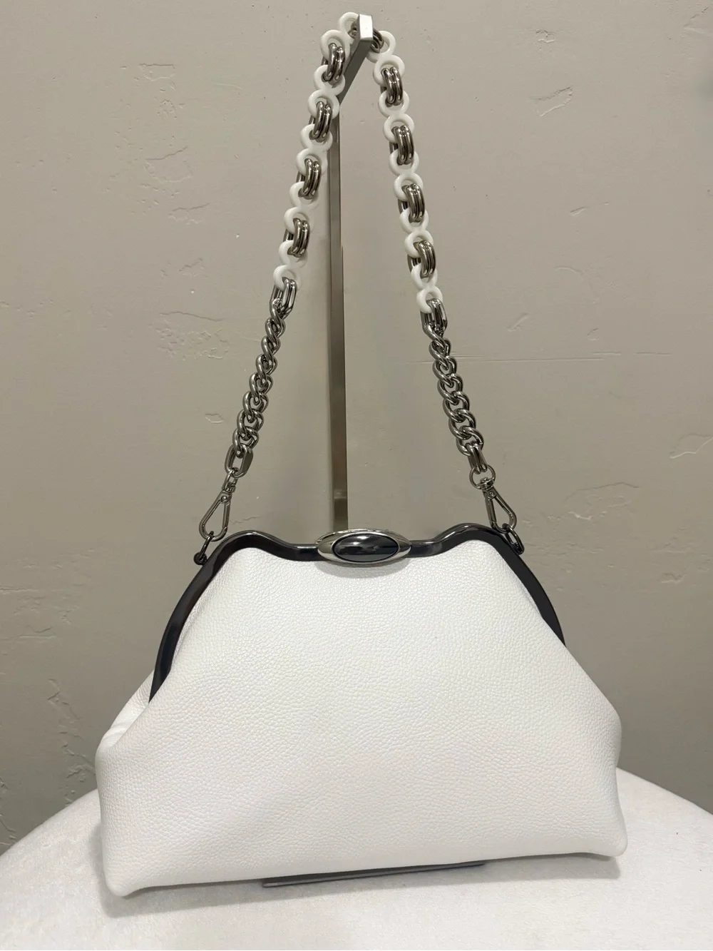 White Pebble Cowhide Handmade Custom Metal Frame Shoulder Bag, With 2 Straps